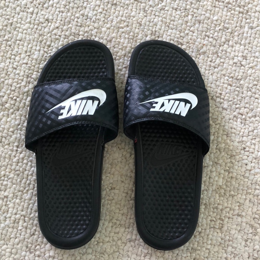 Nike slides